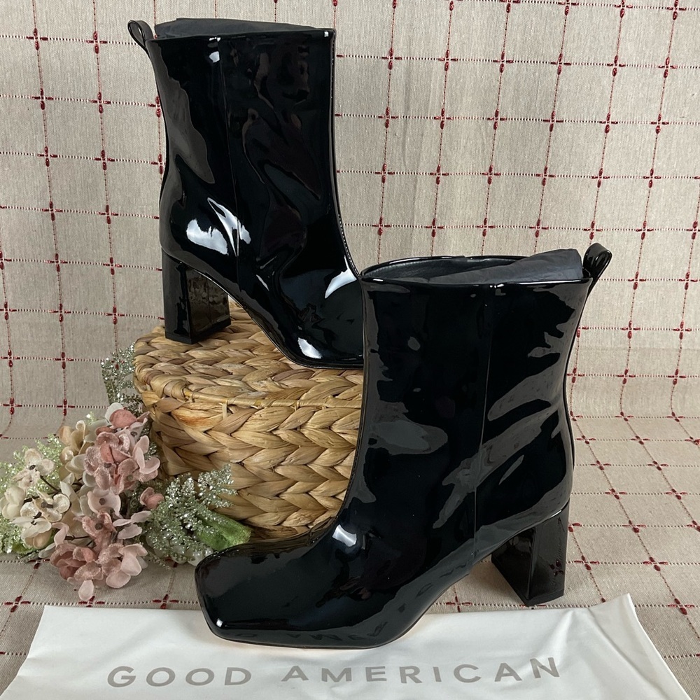 Good American Black Patent Leather Ankle Boots GA165P-X Glossy Square Toe 7.5